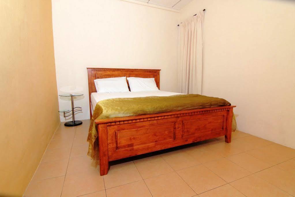 Red Inn Heritage Guest House George Town Extérieur photo